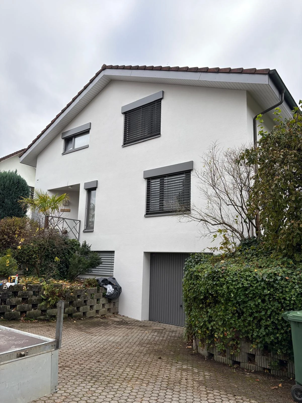 Dachfenster wechseln & Stirnladenverkleidung – Bild 5